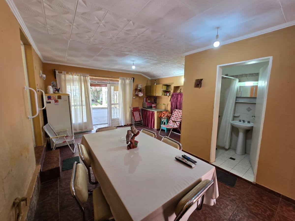 Foto de Venta: Casa en PH - 3 dormitorios - Pileta, patio y cochera - Malvinas, imagen 2