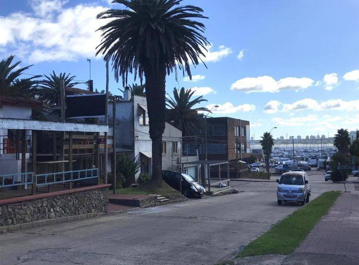 Local - Península 2