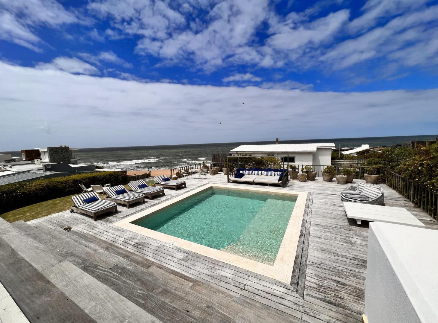 CASA EN ALQUILER JOSE IGNACIO "PIEDRA VERDE"