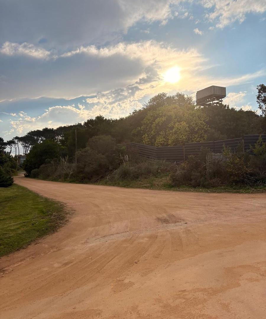 Foto de Terreno en venta en La Barra, imagen 2