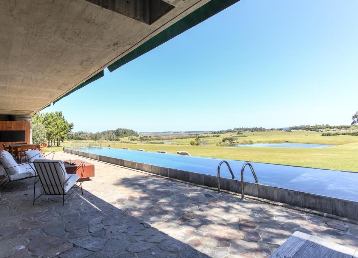 Foto de Casa en Venta en Fasano TM2198854, imagen 1