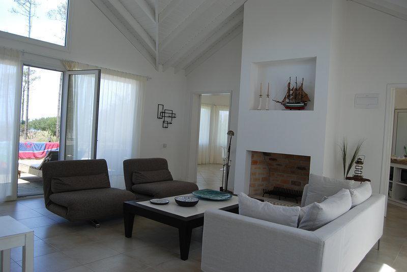 Foto de LAGUNA BLANCA VENTA Y ALQUILER CASA - TM5189, imagen 2