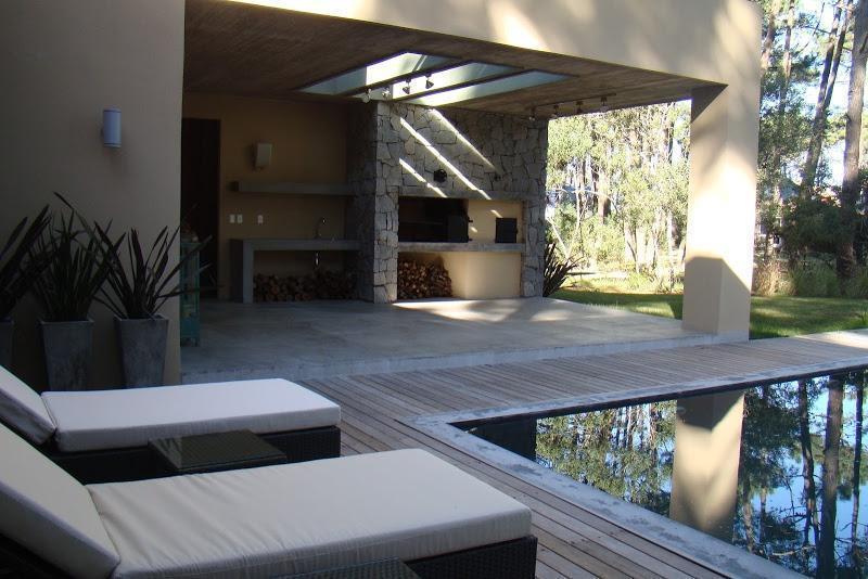 Foto de LAGUNA BLANCA VENTA Y ALQUILER CASA GUSMANO - TM 43388, imagen 1