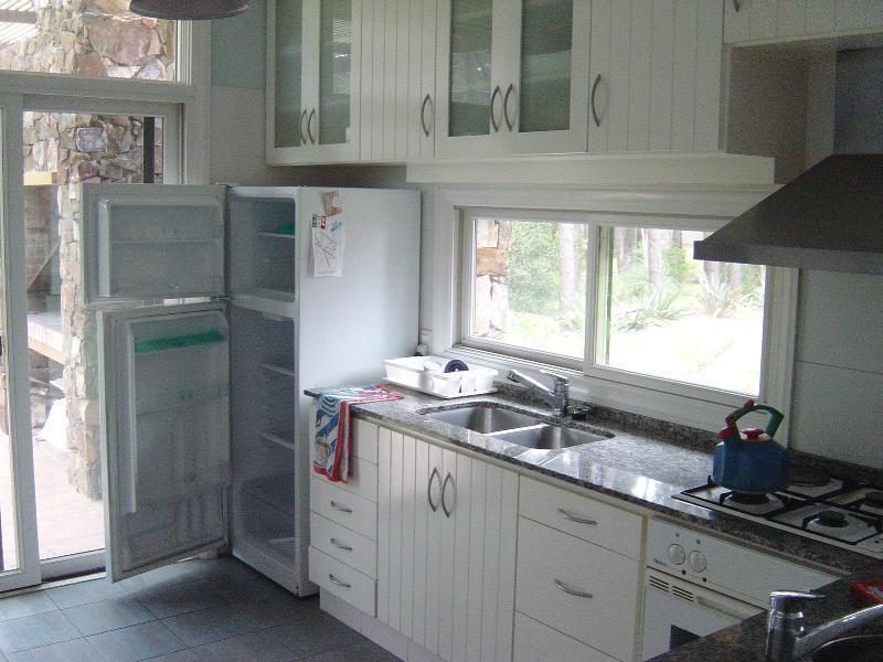 Foto de LAGUNA BLANCA VENTA Y ALQUILER CASA LOS PICHONES TM5932, imagen 5