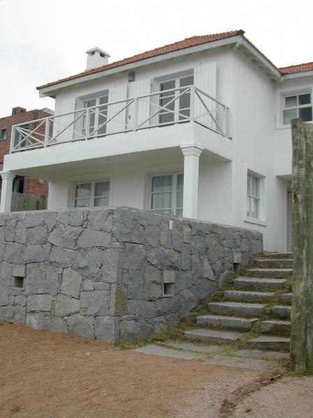 Foto de LA BARRA VENTA Y ALQUILER CASA ALFA, imagen 2