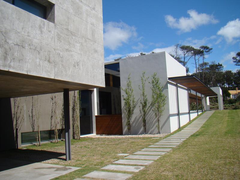 Foto de LAGUNA BLANCA CASA EN ALQUILER Y VENTA - TM52114, imagen 3