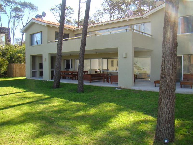 Foto de LAGUNA BLANCA VENTA Y ALQUILER CASA ROCA tm 7470, imagen 1