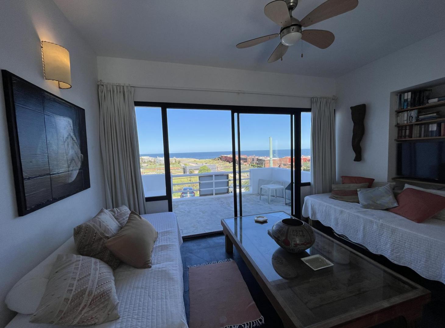 Foto de Palmas Plaza PA - Departamento en alquiler - Manantiales TM52107, imagen 1