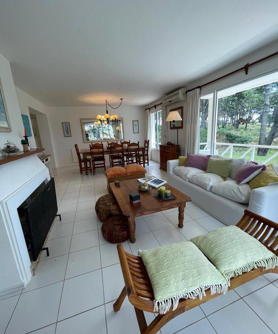 Foto de Rincon del Indio Alquiler y Venta Departamento Edificio Pinares de La, imagen 3