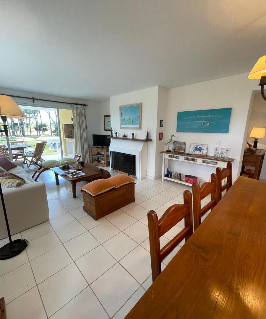 Foto de Rincon del Indio Alquiler y Venta Departamento Edificio Pinares de La, imagen 1