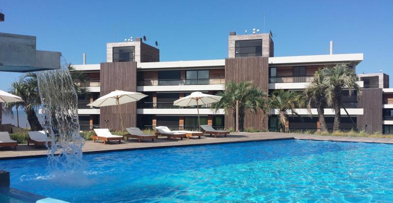 Foto de MANANTIALES DEPARTAMENTO EN VENTA SELENZA BLOQUE 1 UNIDAD 1ro C TM9249, imagen 2