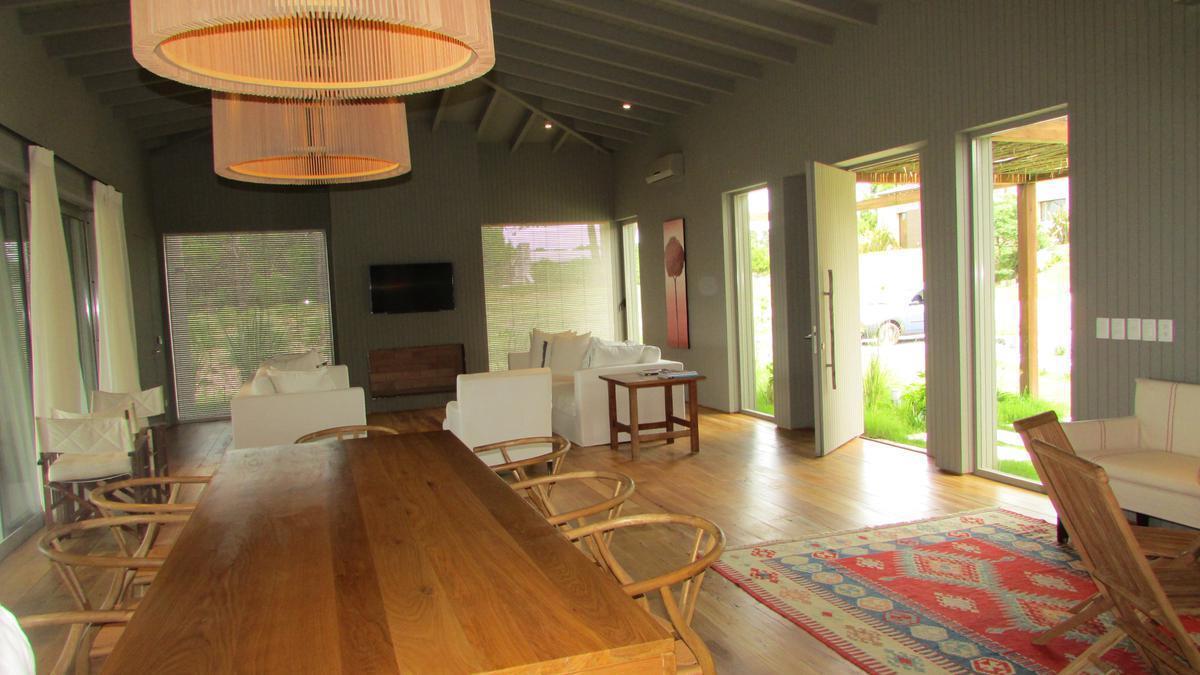 Foto de Casa en Pinar del Faro E12, imagen 1
