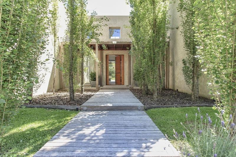 Foto de LAGUNA BLANCA VENTA Y ALQUILER CASA NARANJO EN FLOR - TM6285, imagen 2