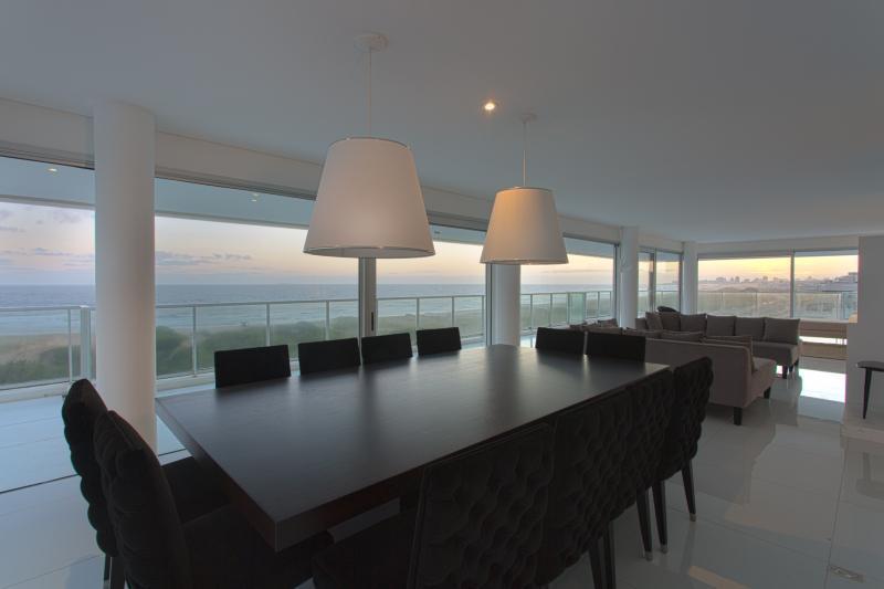 Foto de PUNTA DEL ESTE VENTA Y ALQUILER TEMPORARIO DEPARTAMENTO MYTHOS - PH, imagen 5