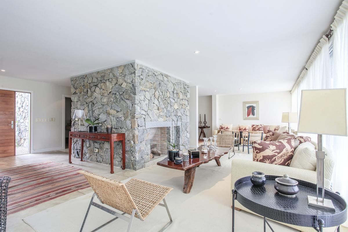 Foto de En Exclusividad Venta Manantiales Casa TM 1176987, imagen 3