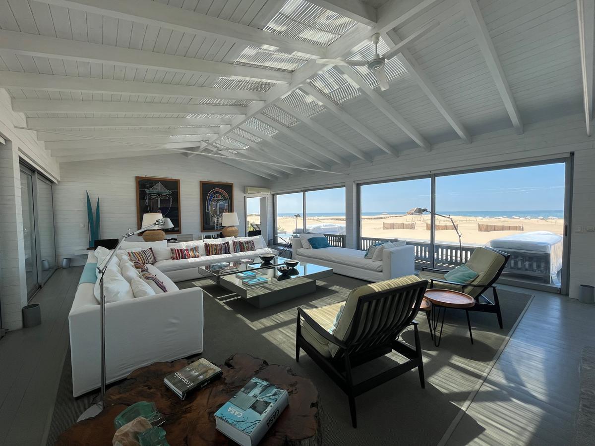 Foto de House for rent oceanfront in Club de Mar "Ondarreta", imagen 1