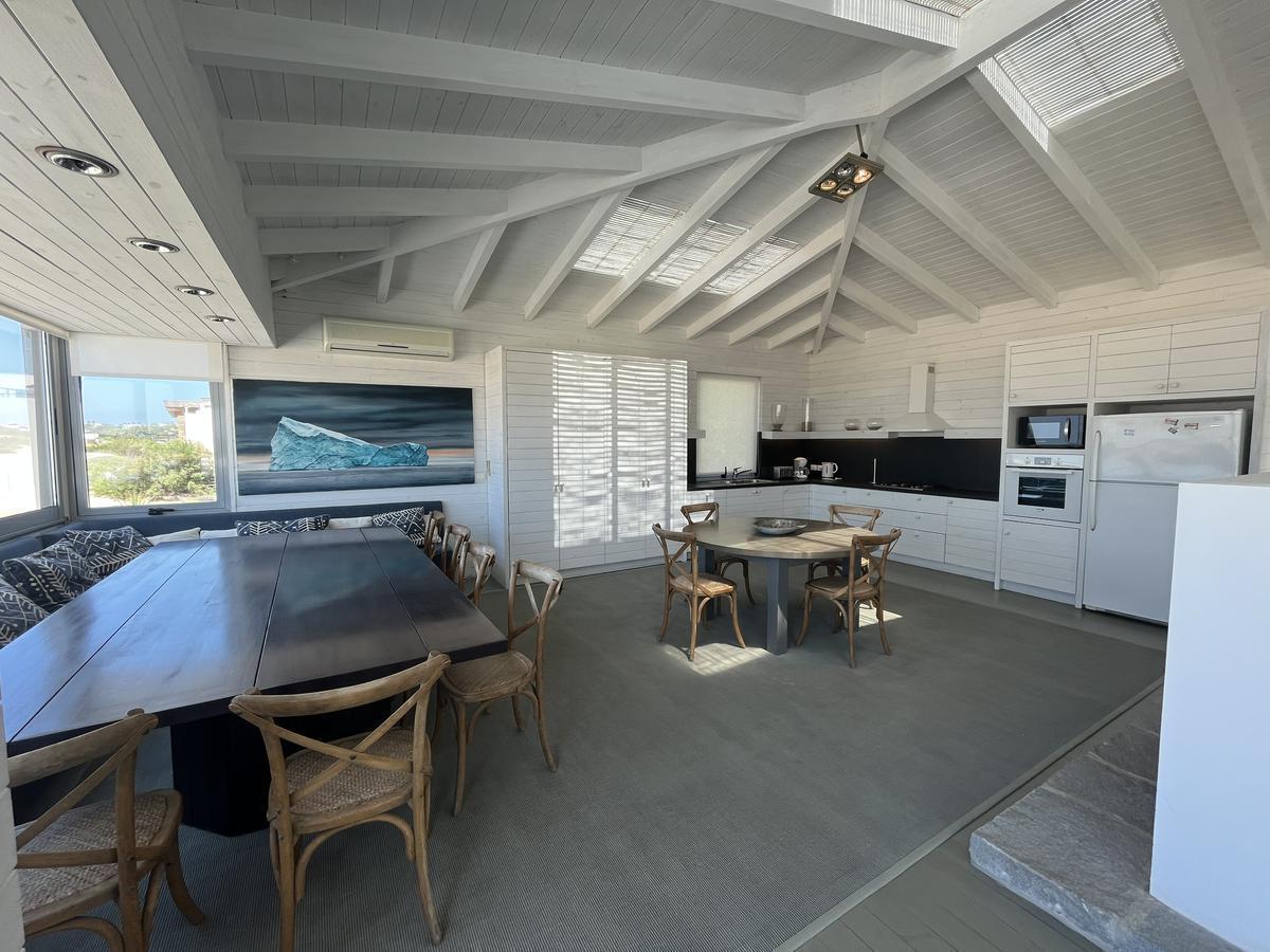 Foto de House for rent oceanfront in Club de Mar "Ondarreta", imagen 3