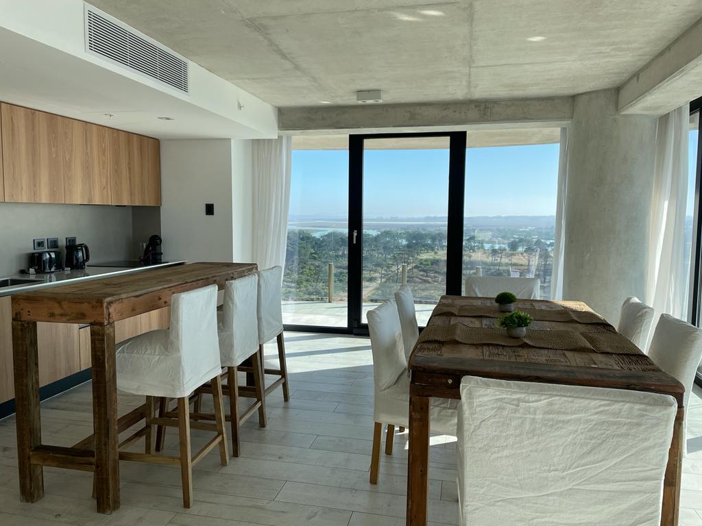 Foto de Punta del Este Venta Departamento Surfside al 1400 TM 4490229, imagen 1
