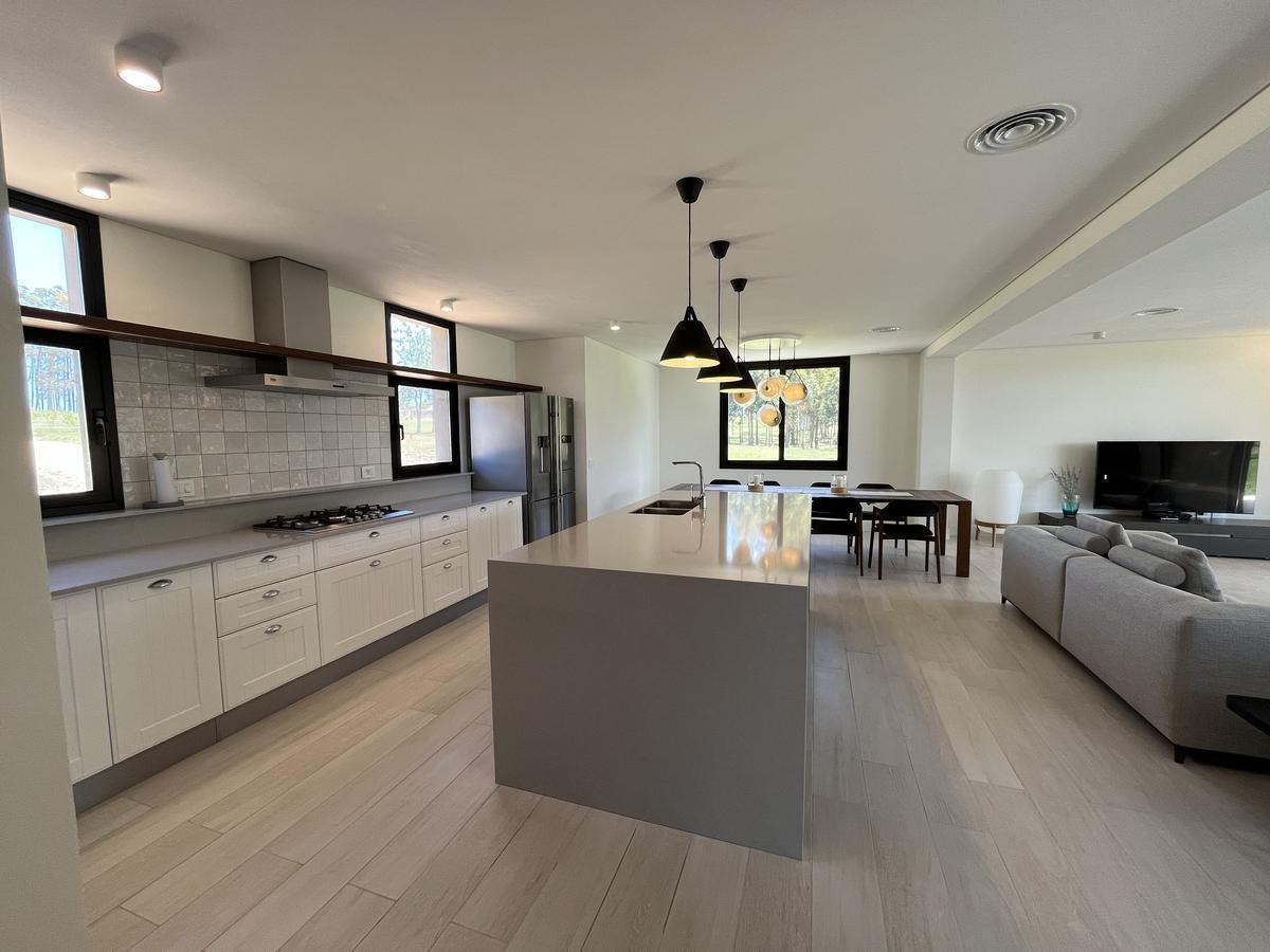 Foto de CASA BEA EN ALQUILER - ESTANCIA SANTA CRUZ POLO CLUB, imagen 4
