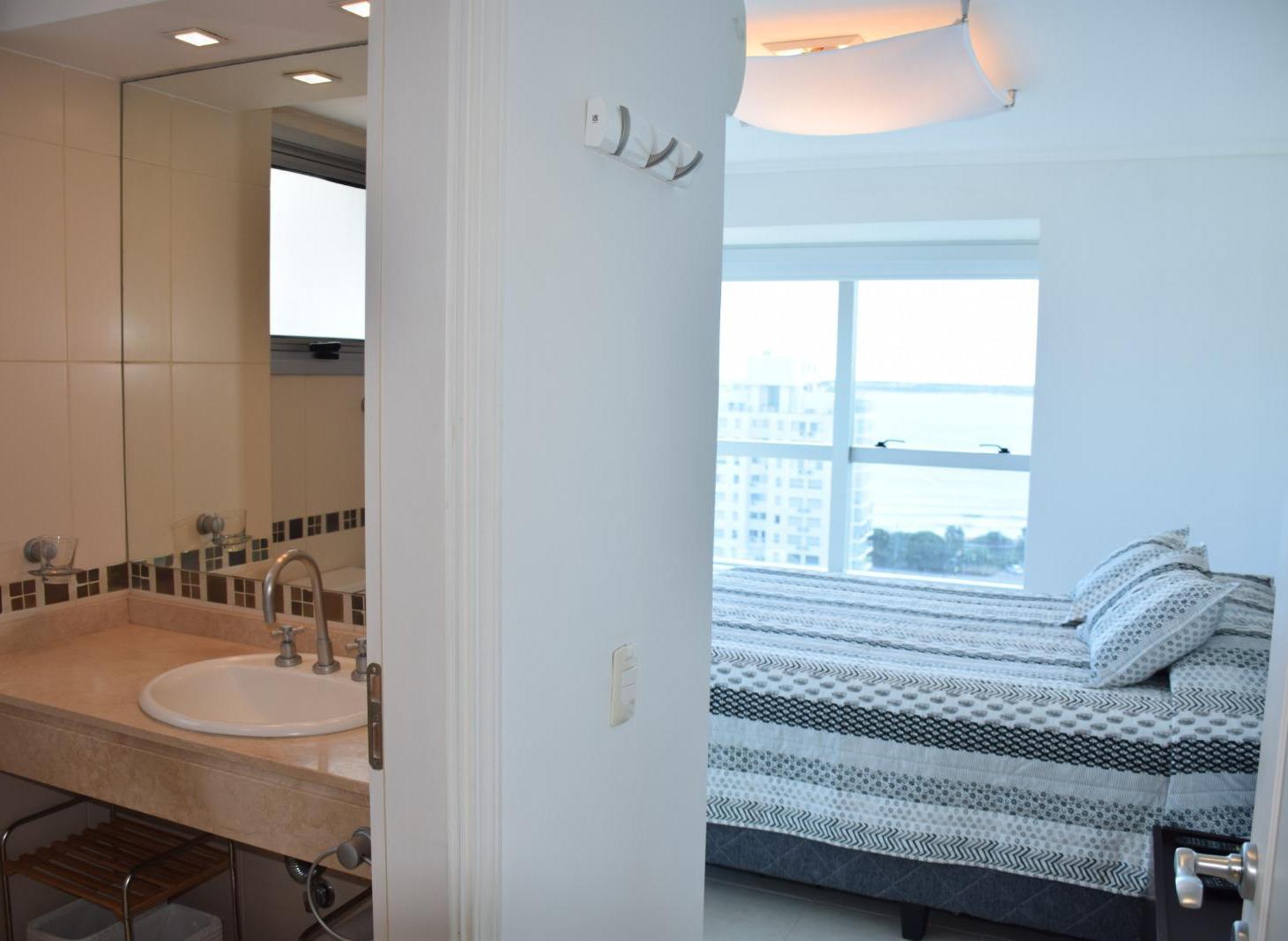 Foto de Espectacular Departamento con Parrilla y la Mejor Vista al Mar, imagen 5