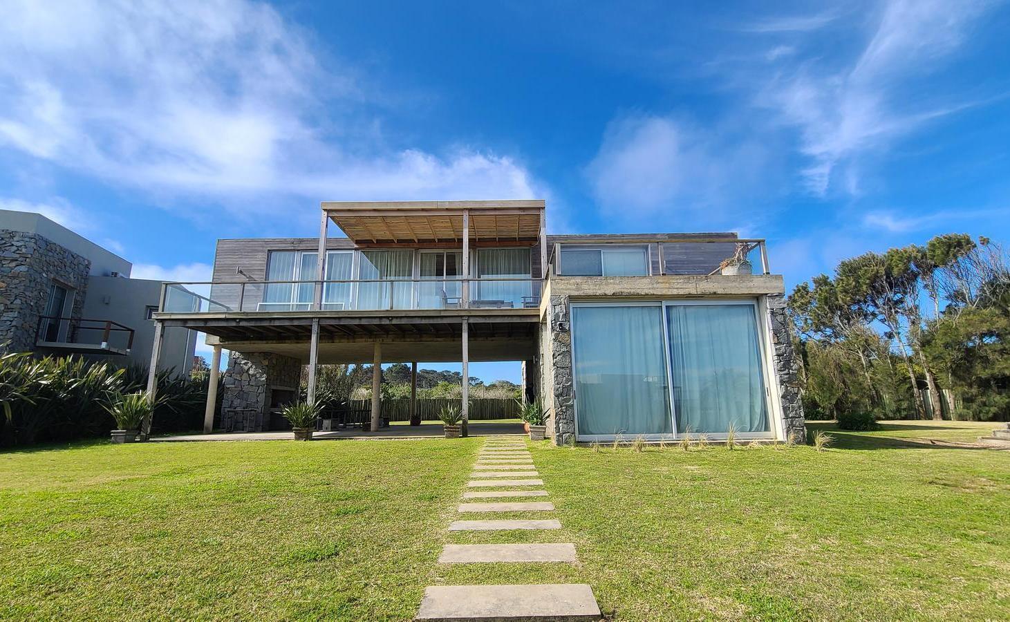 Foto de Espectacular Casa en Barrio Privado con Vista al Mar, Manantiales, imagen 2