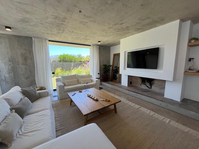 Foto de OVALADA - JOSE IGNACIO, imagen 5
