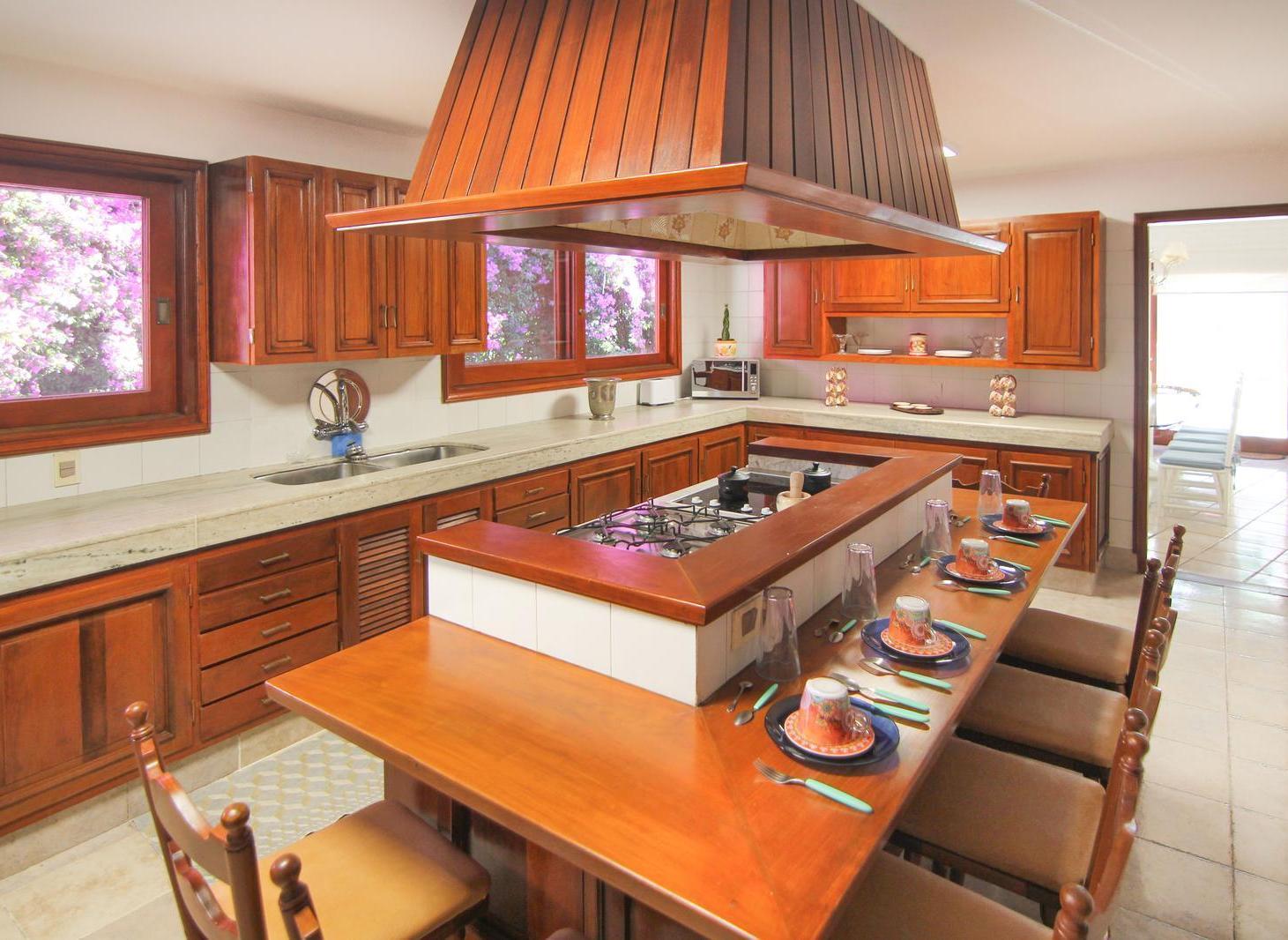 Foto de Gran Casa con Pileta a Pasos de Playa Mansa - TM6257506, imagen 1