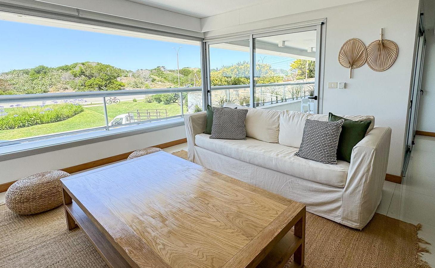 Foto de Moderno Departamento Primera Fila a Playa Brava en Venta - TM6008255, imagen 3
