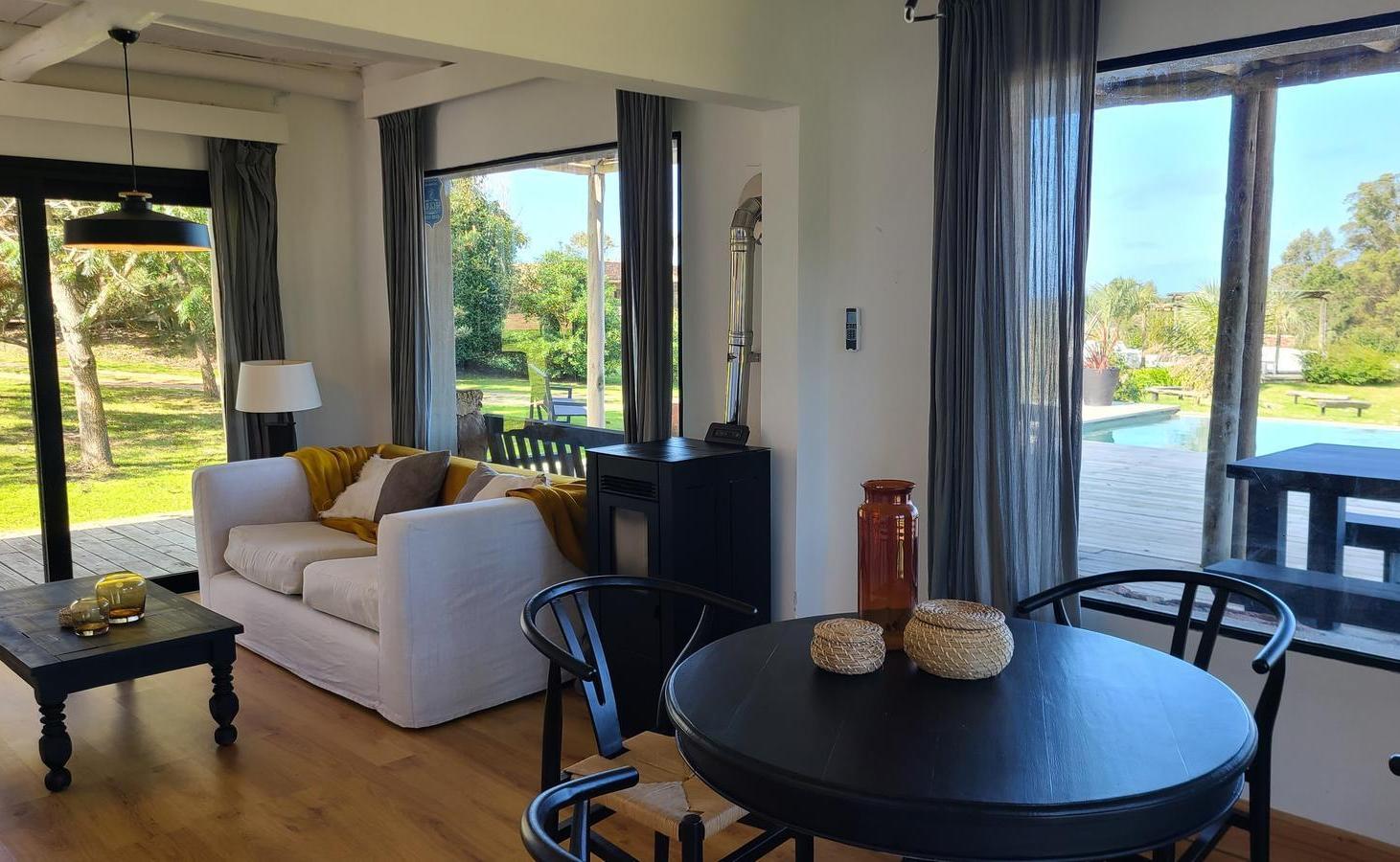 Foto de Casa con Pileta en Barrio Privado en Manantiales - TM6327548, imagen 1