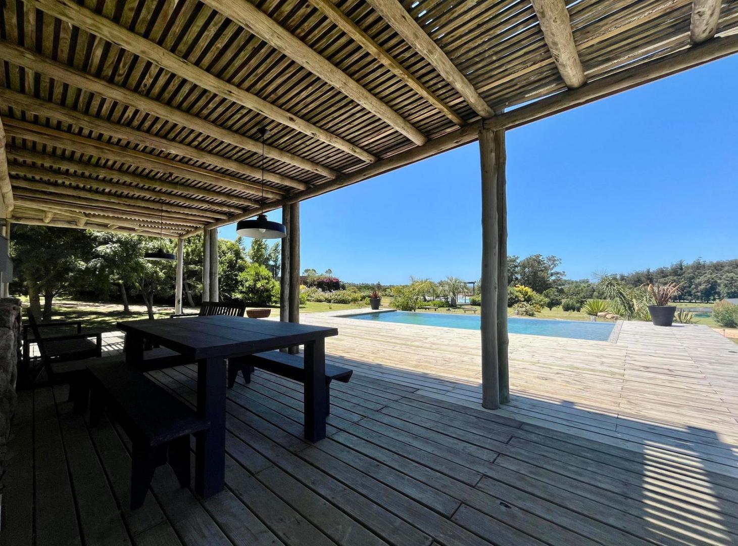 Foto de Casa con Pileta en Barrio Privado en Manantiales - TM6327548, imagen 2