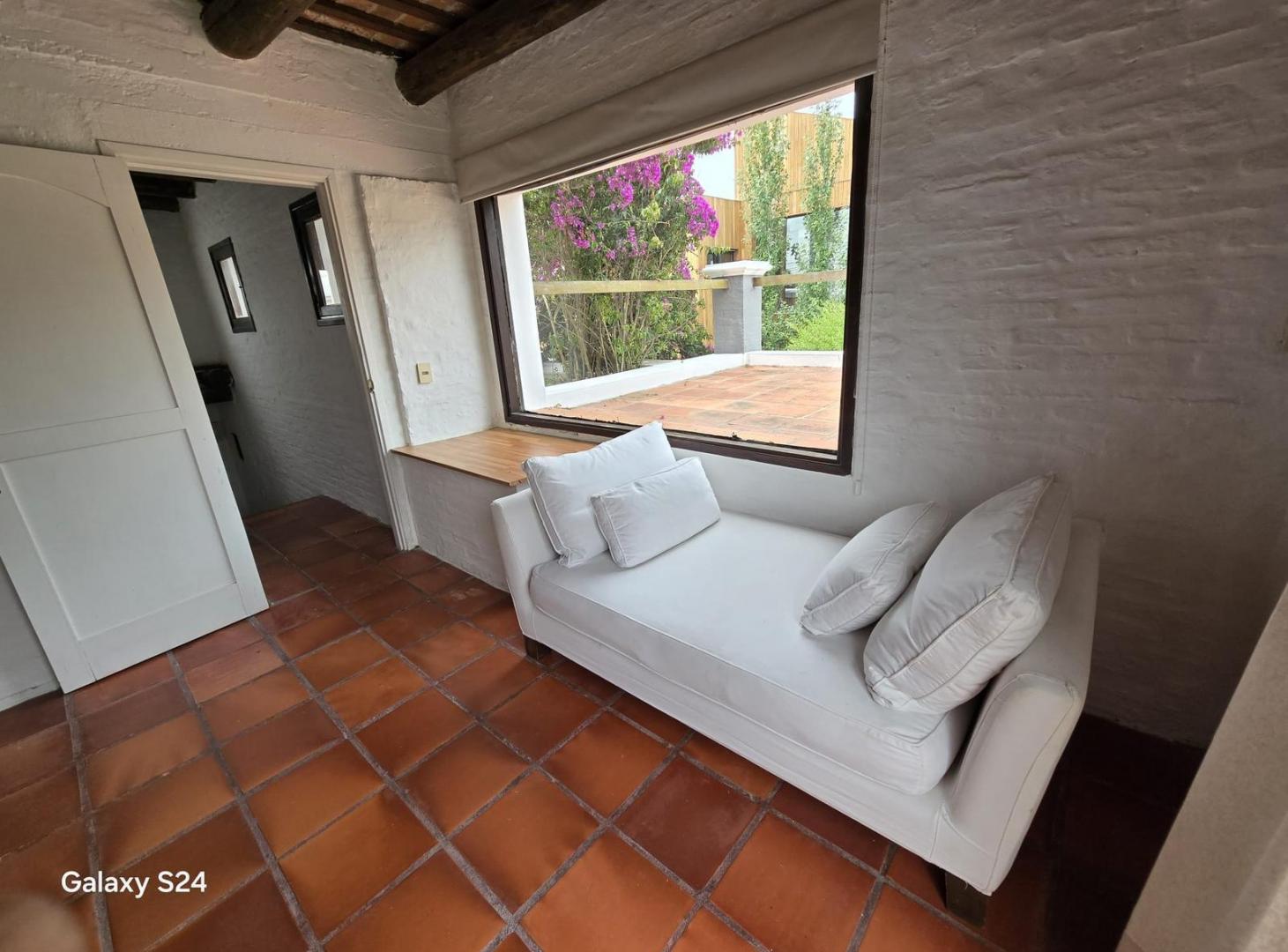 Foto de Casa en Venta y Alquiler en el Pueblo de Jose Ignacio a Pasos de sus, imagen 5