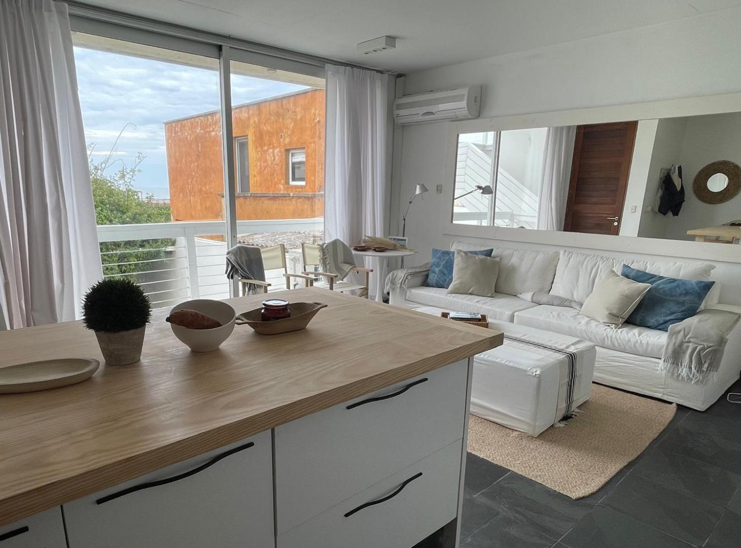 Foto de Departamento Divino en Alquiler en Manantiales - TM7305711, imagen 2