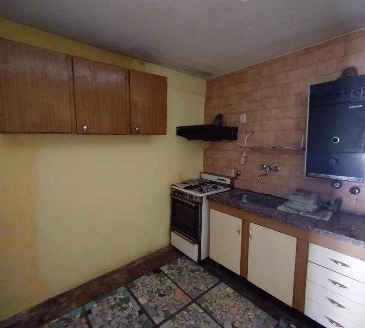 Foto de Calvo 1600: Casa desarrollada en planta baja. Acepta Permuta, imagen 2