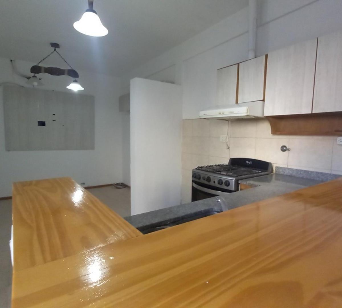 Casa con ingreso por pasillo exclusivo
