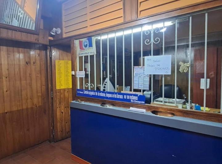 SAlón negocio en VENTA 5