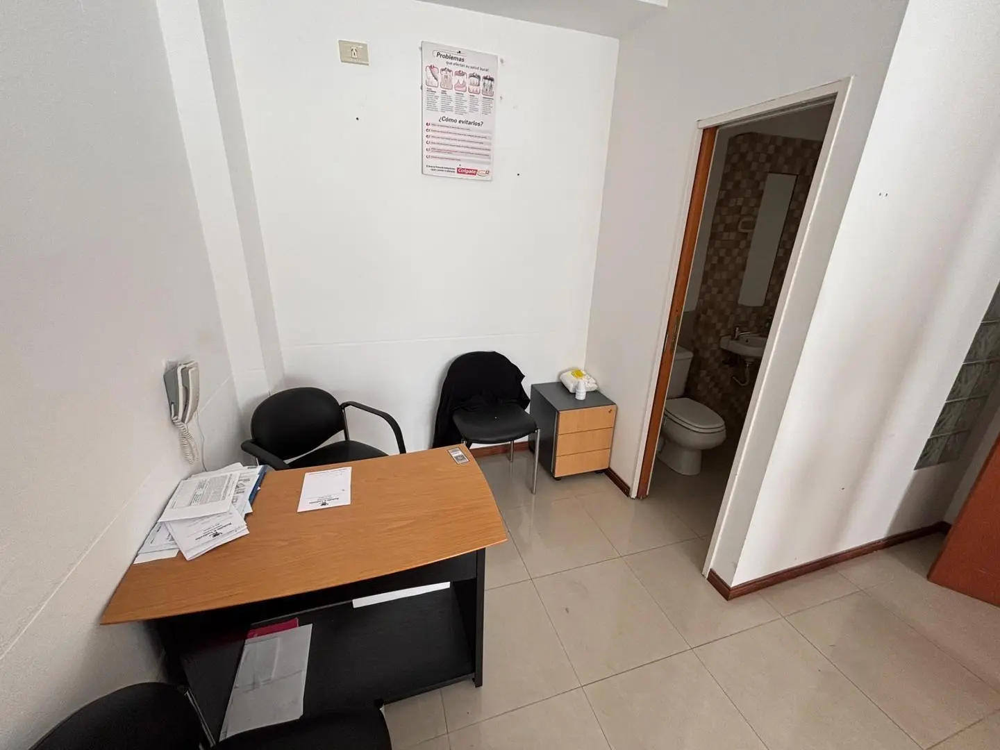 Edificio de oficinas ideal Instituciones. En Pichincha 3