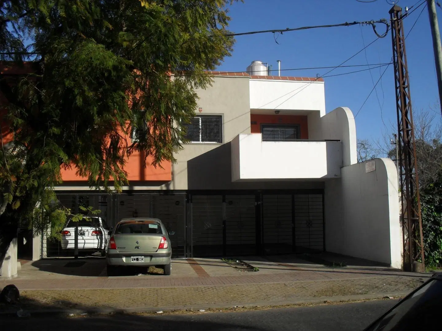 Departamento con balcón 2