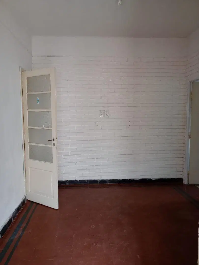 Departamento de pasillo en ALQUILER 5
