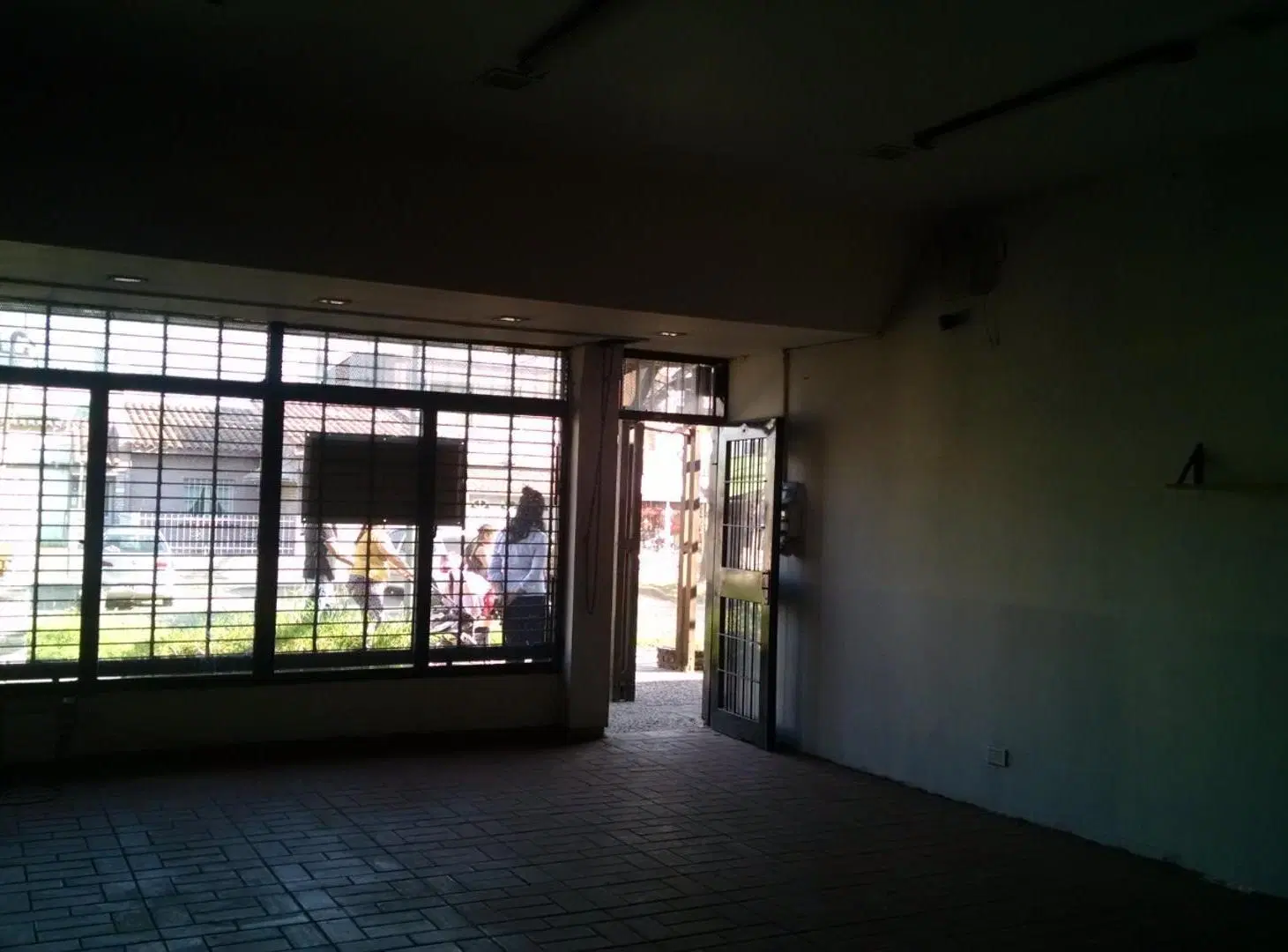 Local comercial en ALQUILER 2