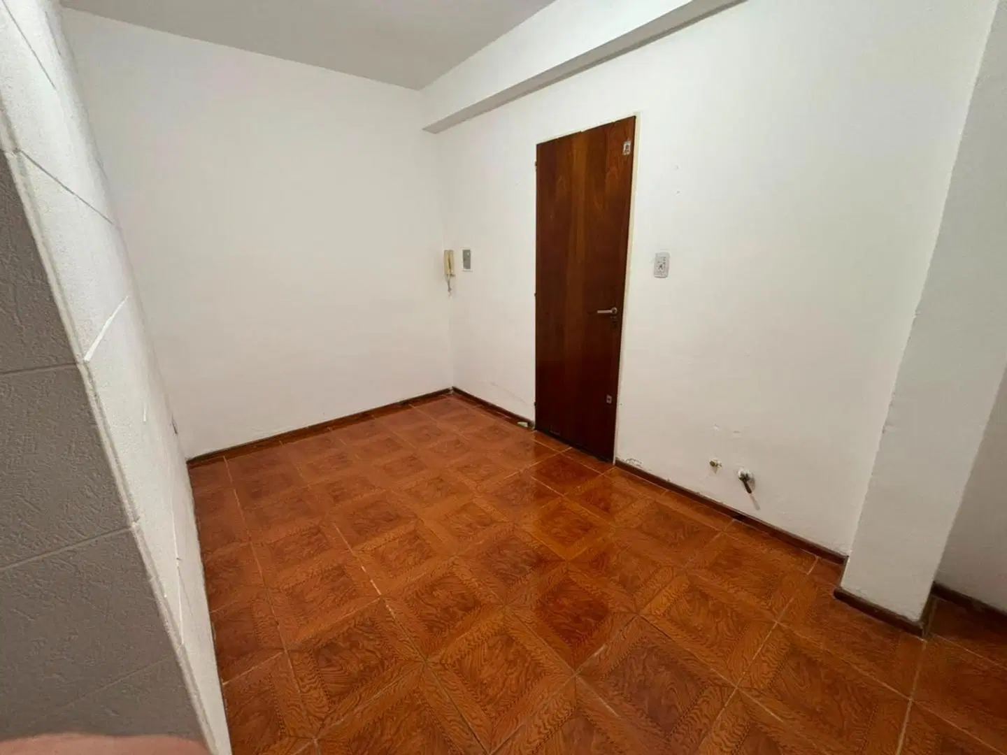Departamento en alquiler, ubicado en Arroyito 1