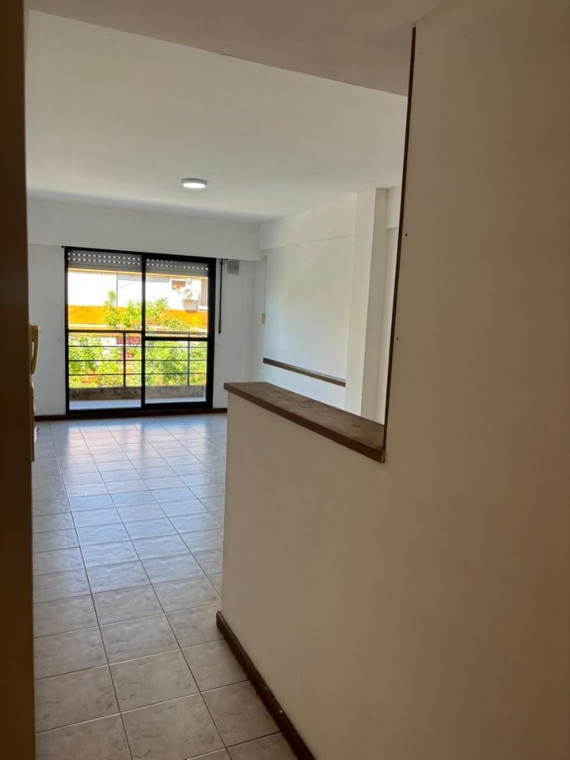 Foto de Departamento al frente en ALQUILER, imagen 1