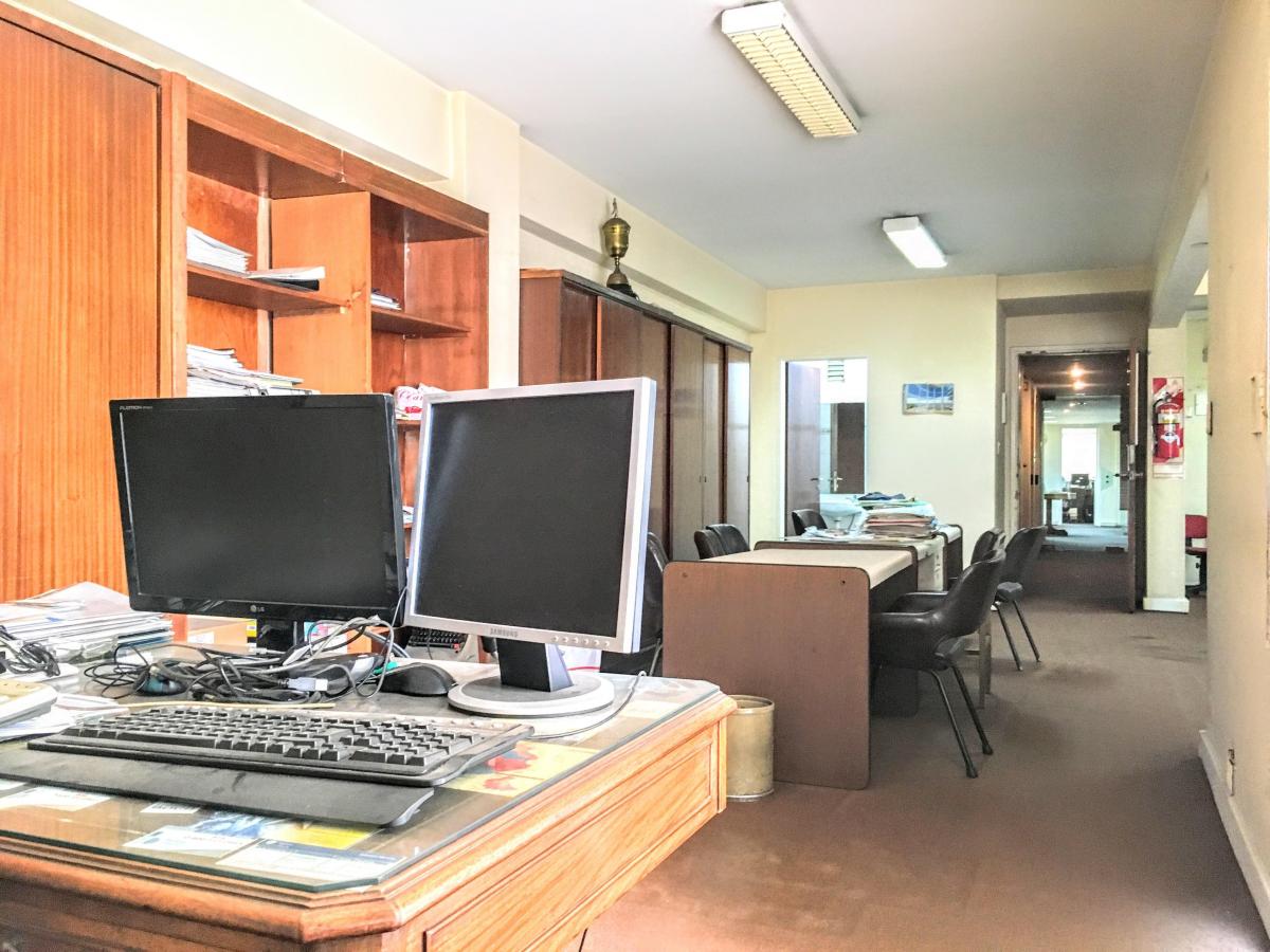 Foto de Oficina en el microcentro en Tucuman y Carlos Pellegrini, imagen 5