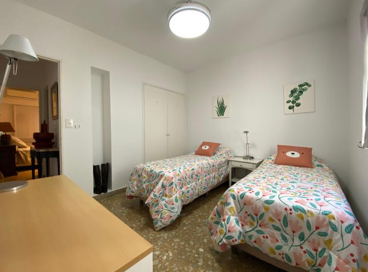Departamento de 3 ambientes con dependencia de Servicio amueblado 4