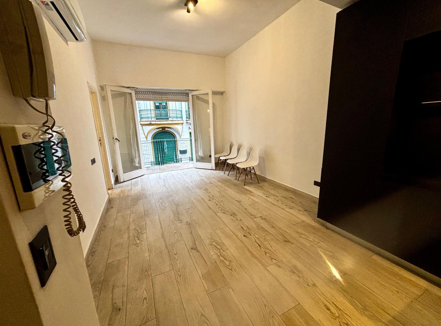 Foto de Departamento Monoambiente en Alquiler, San Nicolas, imagen 1
