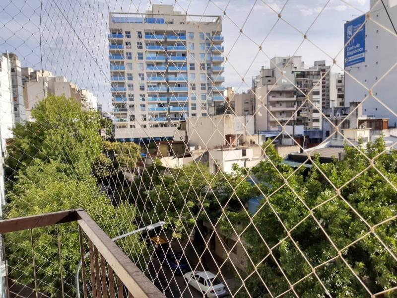 EXCELENTE DEPARTAMENTO 4 AMBIENTES CON BALCON FRENTE apto profesional