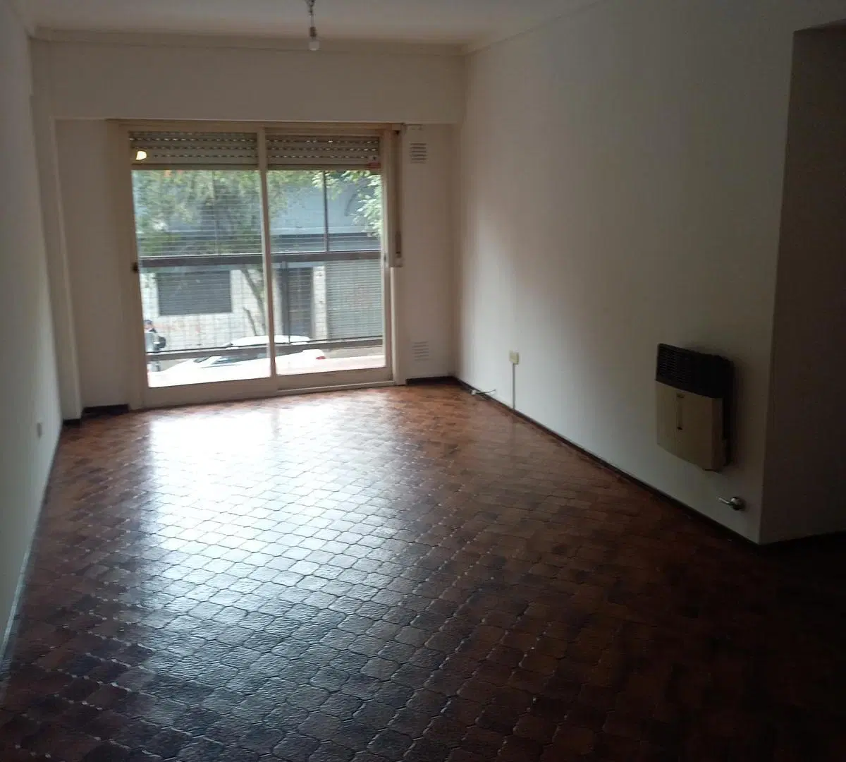 EXCELENTE DEPARTAMENTO 4 AMBIENTES CON BALCON FRENTE apto profesional 2