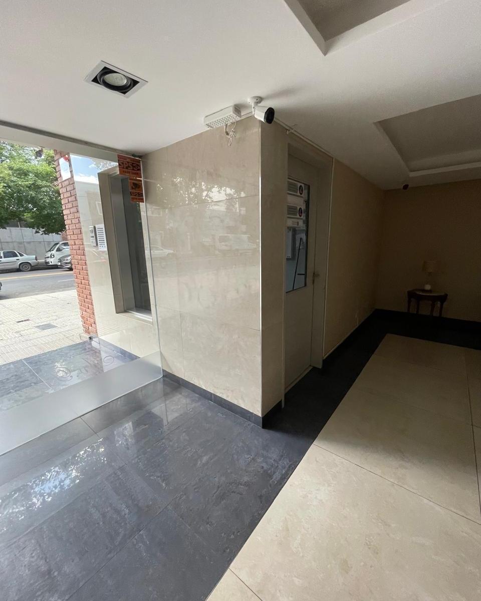 Foto de 4 Amb - Edificio de categoría con amenities, piscina, gimnasio, imagen 3
