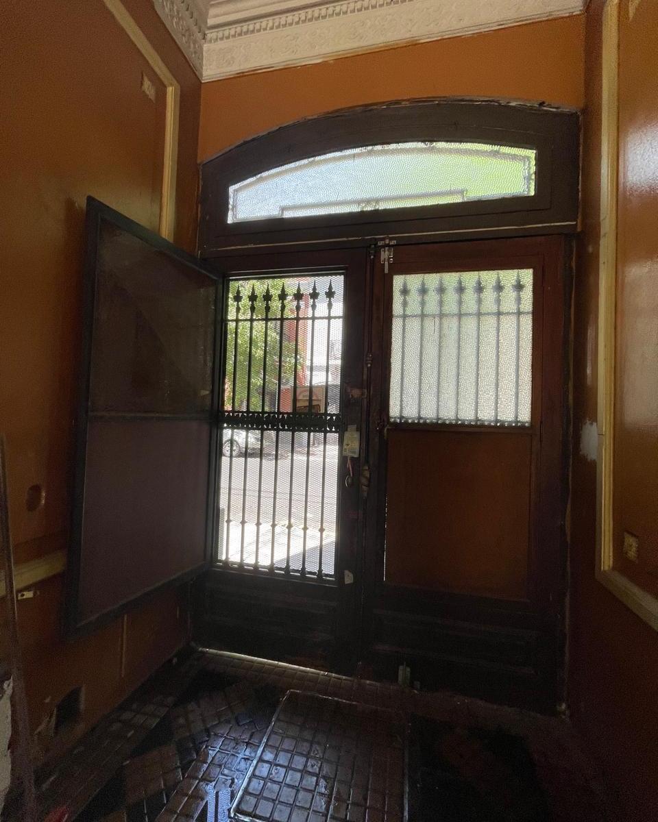 Casa en Venta, Flores 3