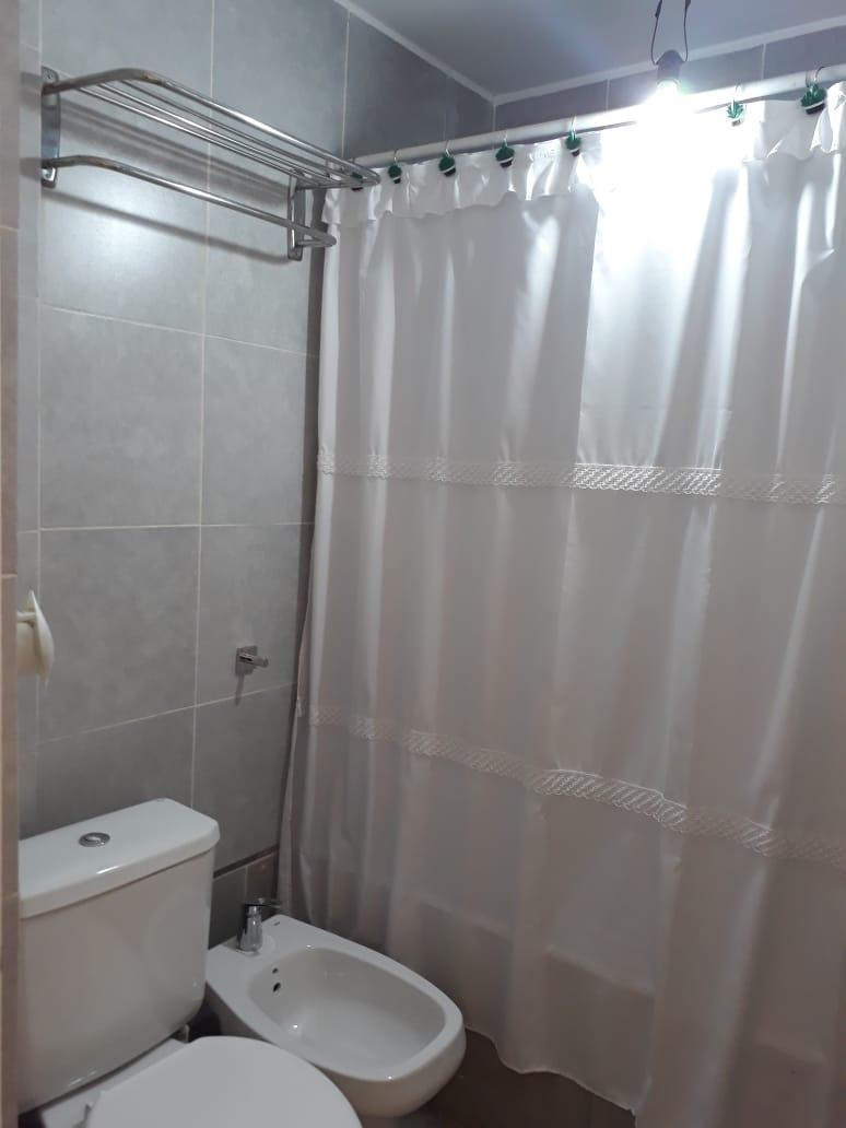 2 Amb. con Coch. en Venta en Lanus O. con Excelente Renta 1