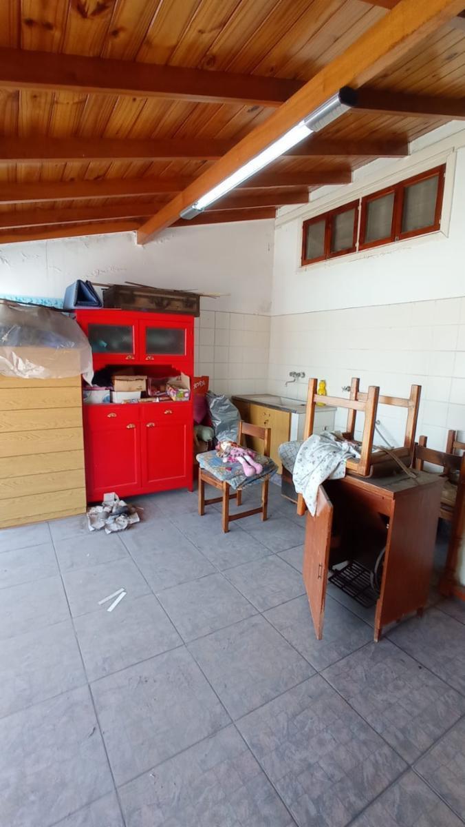 Foto de GALPON C FUERZA MOTRIZ MAS 2 DEPARTAMENTOS DE 3 AMBIENTES EN PLANTA, imagen 2